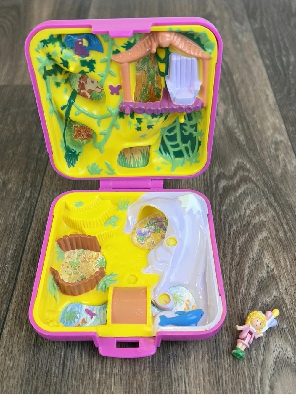 Polly Pocket Wild Zoo Pink Bluebird Compact Case & 1 Doll Vintage 1989 80s